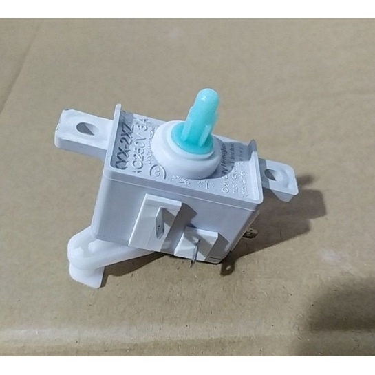 Selektor pembuangan mesi cuci sanyo Aqua KYX 2XZ
