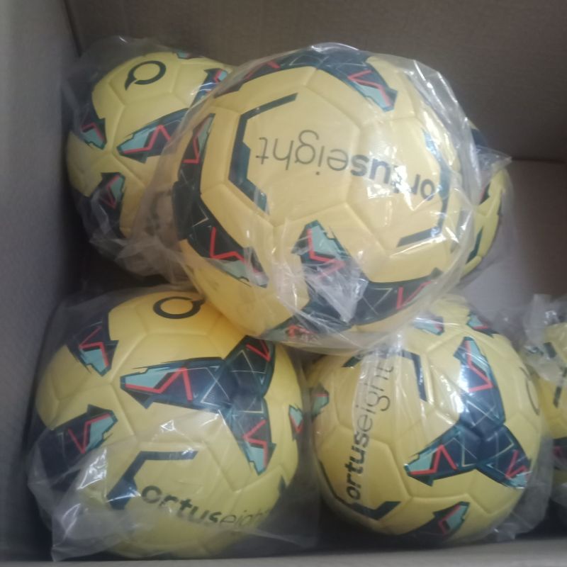 Bola sepak/lapang  CYCLONE FB BALL ORTUSEIGHT