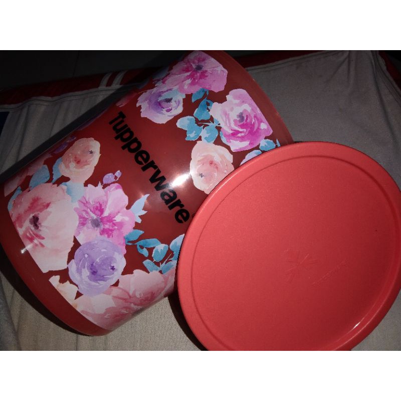 toples besar Magnolia canister Tupperware 5.5 liter