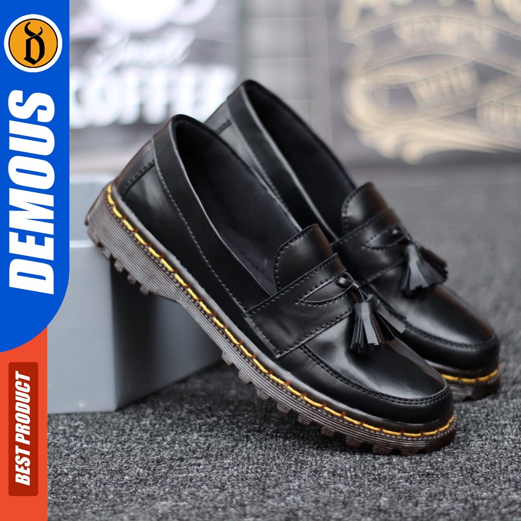 DEMOUS Shakira - Sepatu Docmart Loafers Low Boots Wanita