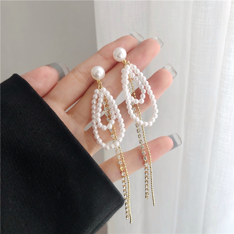 Anting Rumbai Panjang Aksen Mutiara Bahan S925 Silver Needle Gaya Korea Untuk Wanita