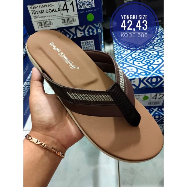Sandal Cowok Yongki Komaladi