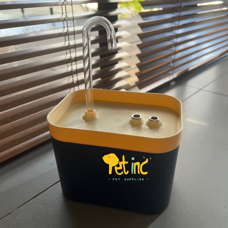 Kokuro simple pet drinking water fountain