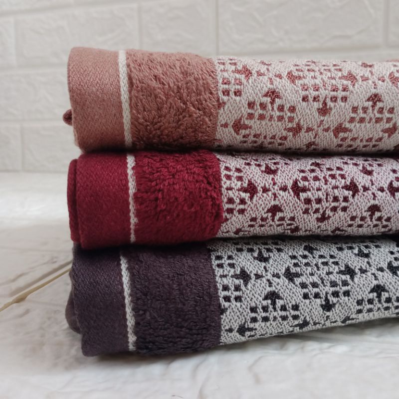 Handuk Mandi / Dewasa / Souvenir  Terry Palmer Premium List 50 x 100 cm 3 MOTIF