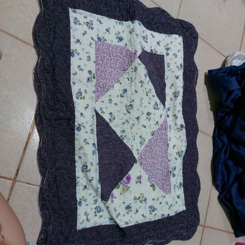 sarung bantal quilting pL