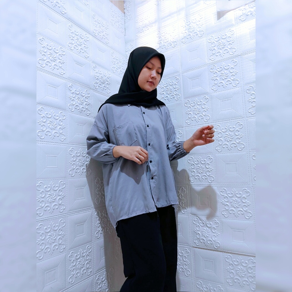 Vivara Blouse Oversize // Kemeja Katun Rayon Jumbo