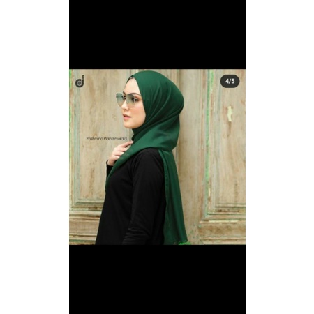 Kerudung pashmina polos deenay