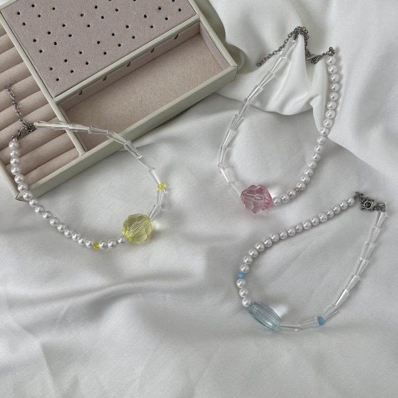 LUNA NECKLACE
