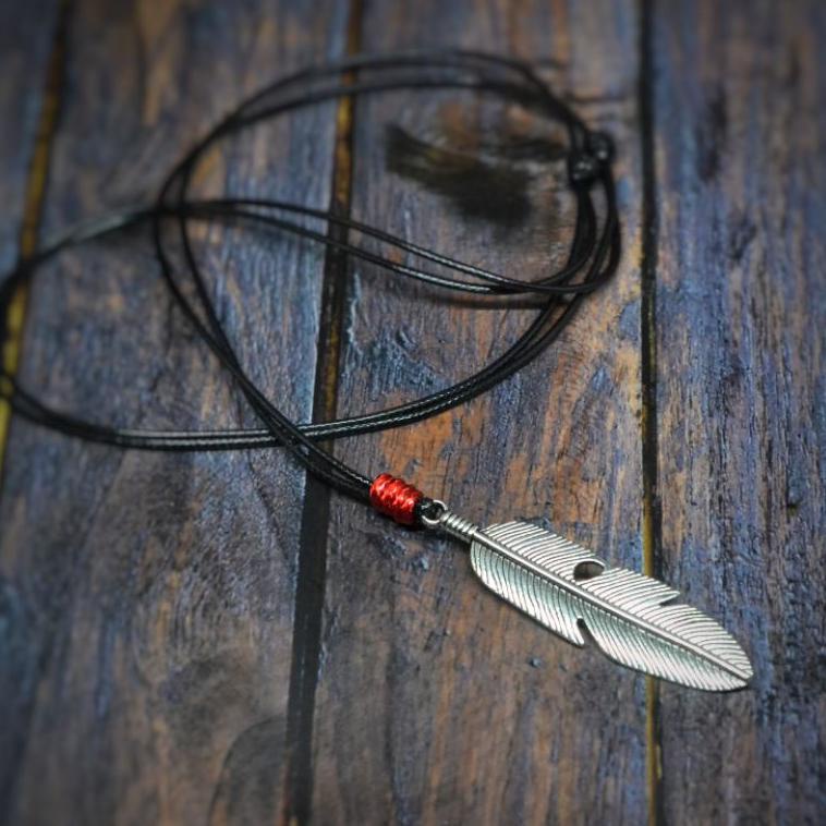 Kalung Pria Tali Keren Feathers Bulu Silver 3 Dimensi Premium Necklace Cowok "SID.31Oc22ˢ"