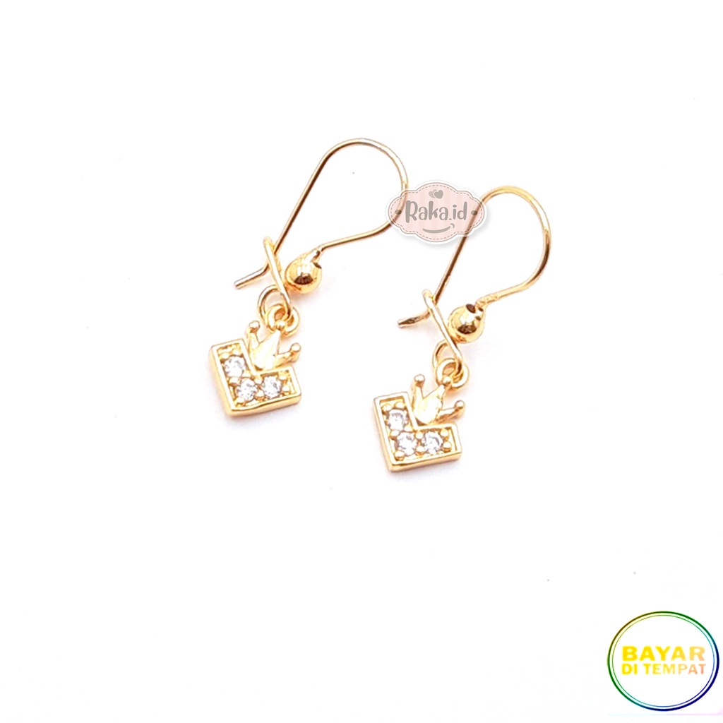 Anting Korea Anting Wanita Anti Karat Motif 3 Mahkota 1190