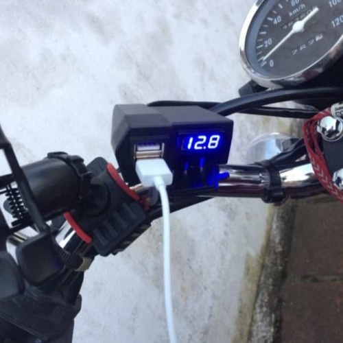 motorcycle digital volmeter charger motor cas USB 3.1A casan hp distang motor universal