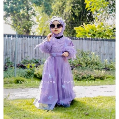 Gamis brukat anak kupu-kupu