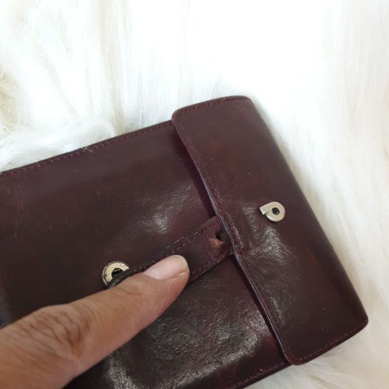 PAPILLON DOMPET KULIT PRELOVED ORI