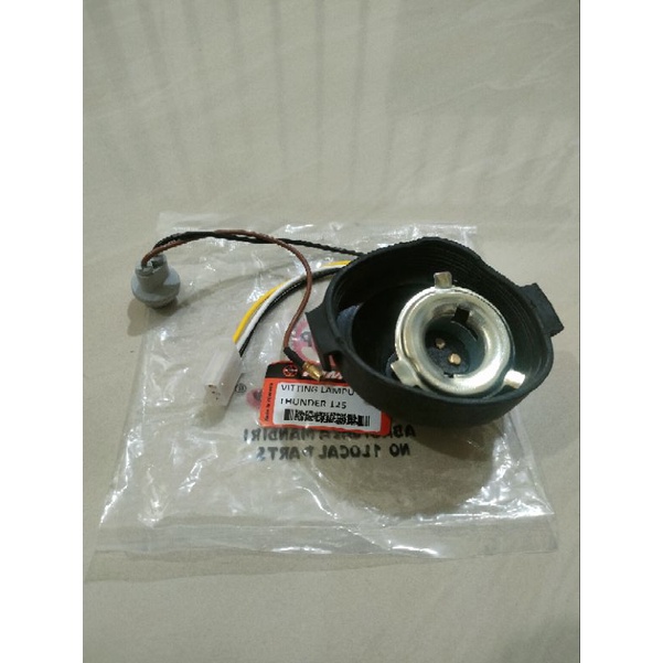 fitting lampu depan thunder 125