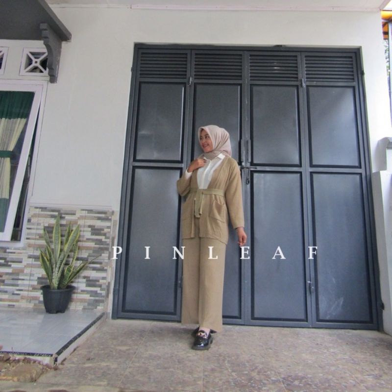 ONE SET-SETCEL CARDIGAN+CELANA KULOT/SETELAN RAJUT