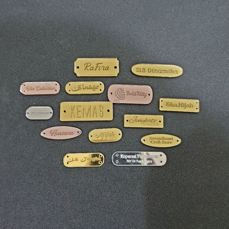 

( min 30 pcs) Label Akrilik Hijab murah custom /Label rebranding Akrilik Baju Gamis / Tag Acrylic