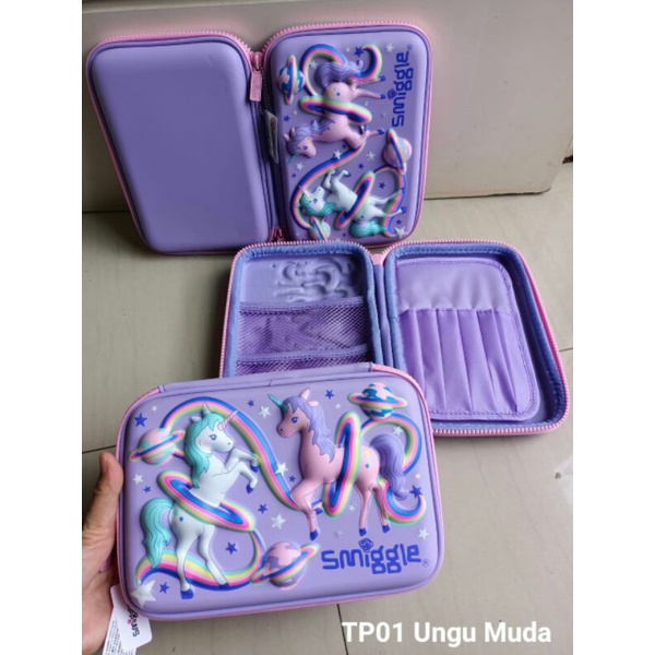 

Tempat pensil uni ungu