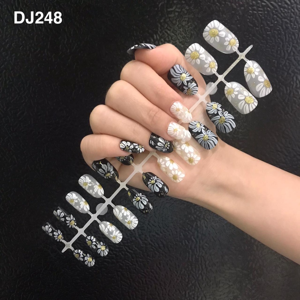 24Pcs Kuku Palsu Murah Motif DJ428 / Fake Nails Motif Gliter Glossy Nude / Nail Art Kuku Palsu