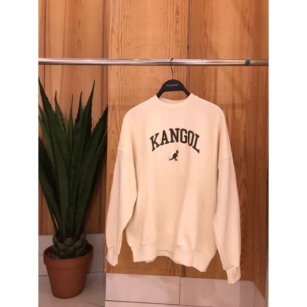 sweater cewek pull&bear kangol