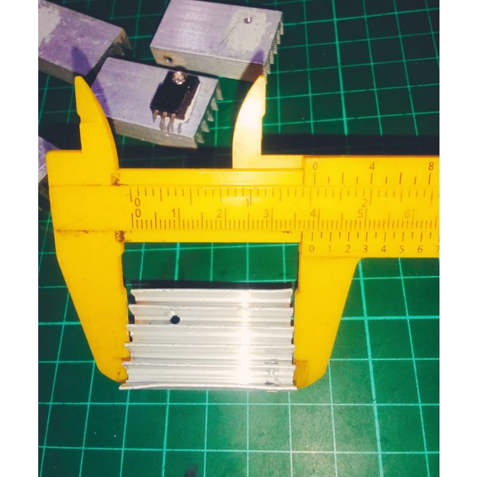 lot 5pcs HS pendingin transistor kecil headsink sirif size 39 ×22×10mm