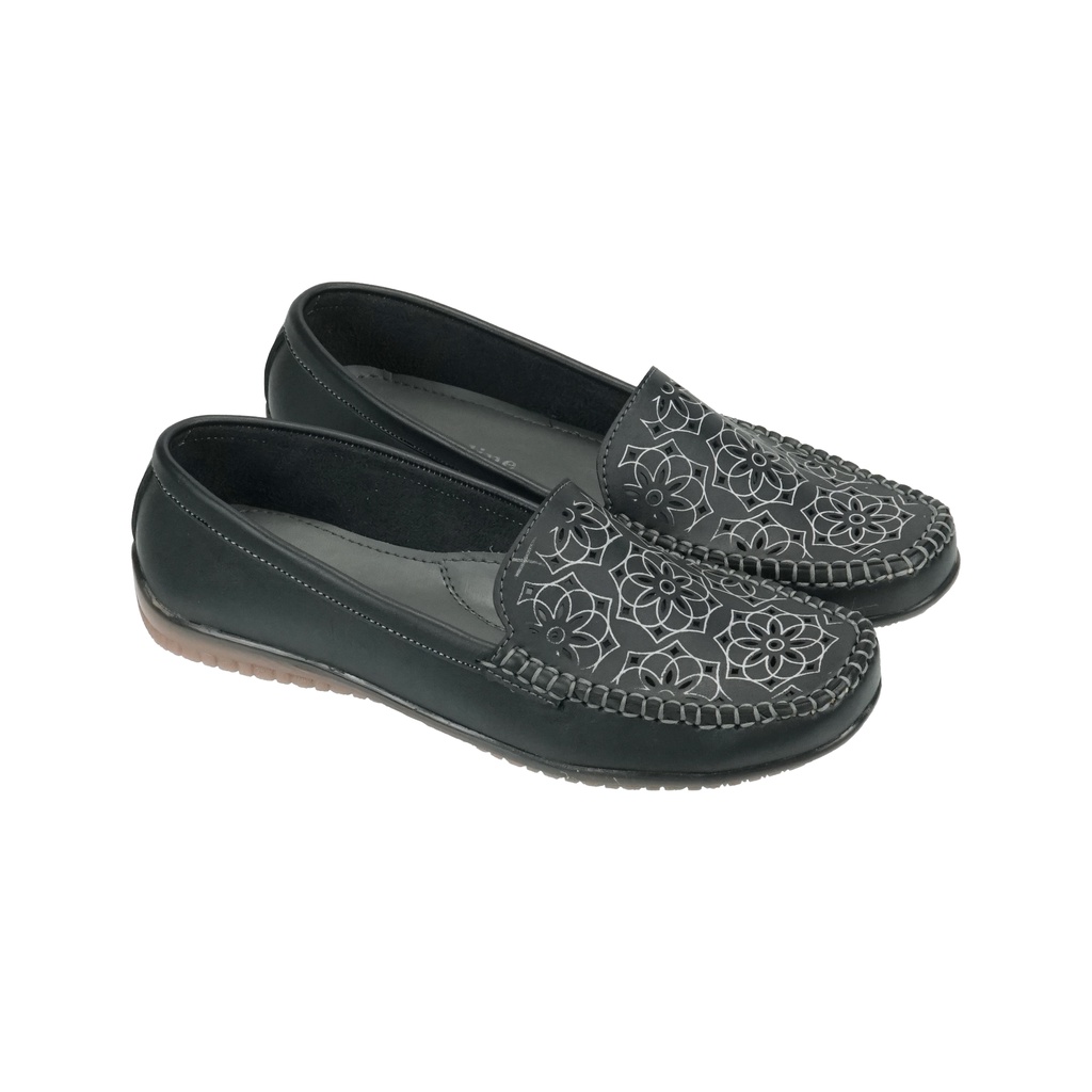 Sepatu Slip On Flat Wanita - Juliet 05