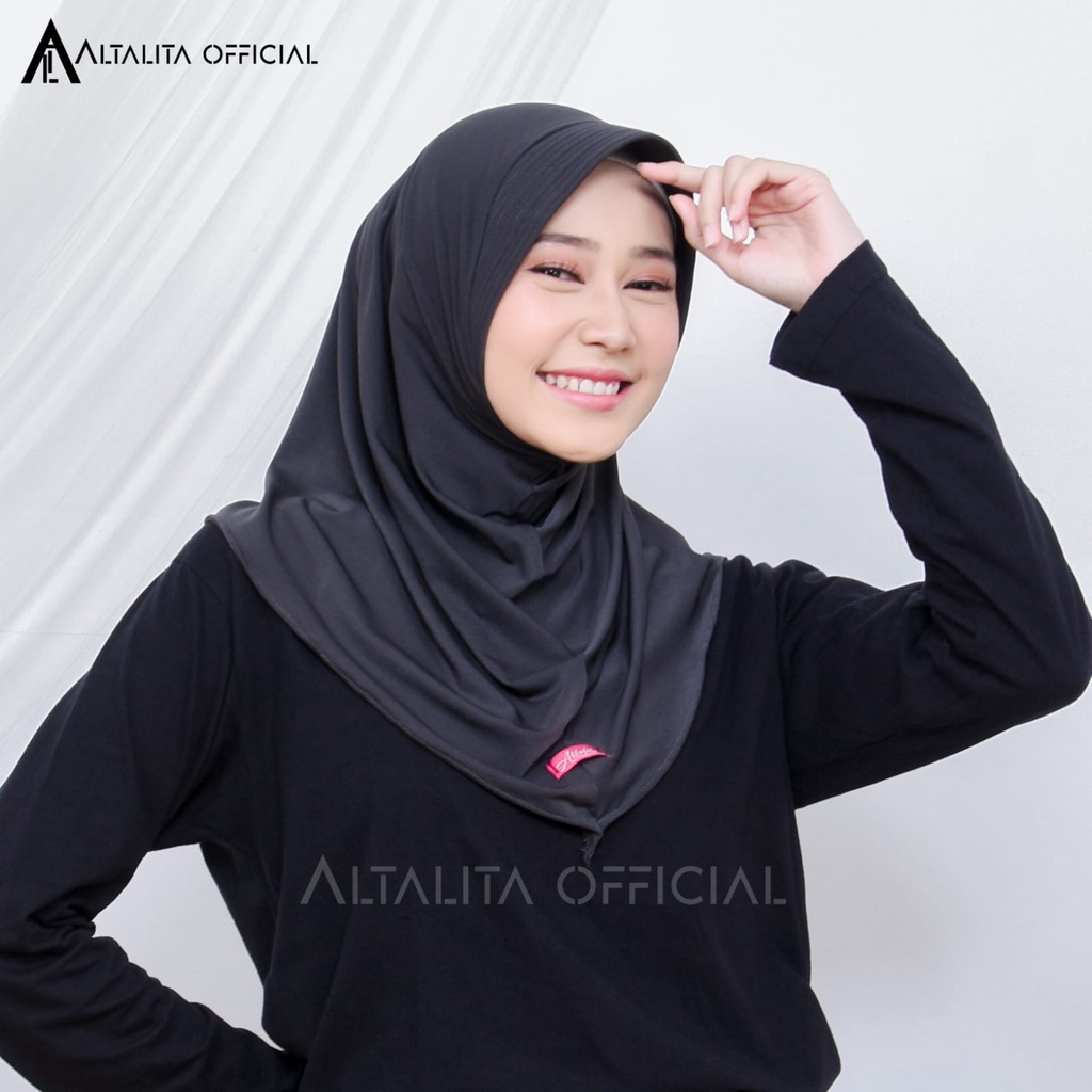 Altalita - Kerudung Sporty Nadira Hamidah Instan All Size Ukuran S M L Menutup Dada pet Antem Bahan Jersey Premium Cocok untuk Sekolah Olahraga Volly Futsal Senam dan Sehari-hari-DarkGrey