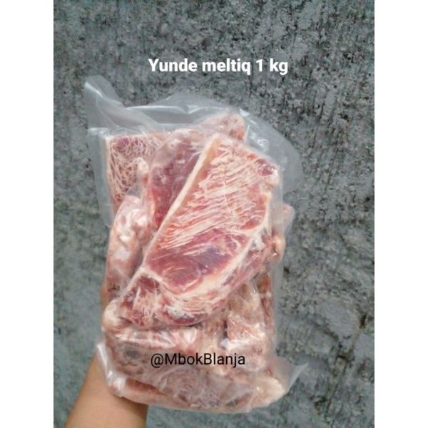 

daging sapi steak wagyu meltique mess 1 kg/ yunde meltique 1 kg