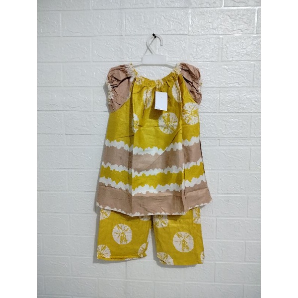 Setelan  babydoll  Anak UK M  Usia 4-5 Thm