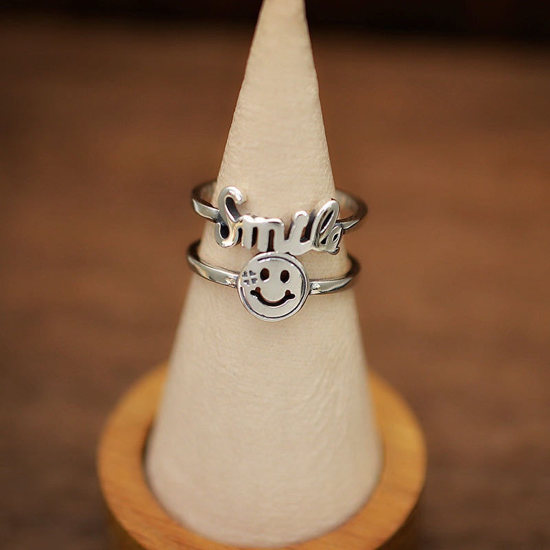 Cincin Model Terbuka adjustable Desain lucky smile Gaya retro Korea Untuk Pria