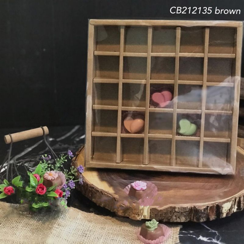 

CB212135 Box sekat mika Kotak kue dus nastar, pie, eggtart sekat 9 sekat 25 polos