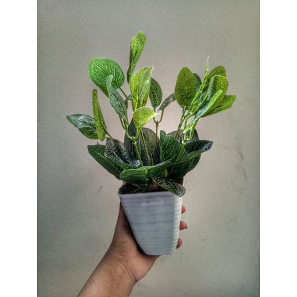 Daun hias plastik daun artificial dekorasi pot bunga hias tanaman artificial