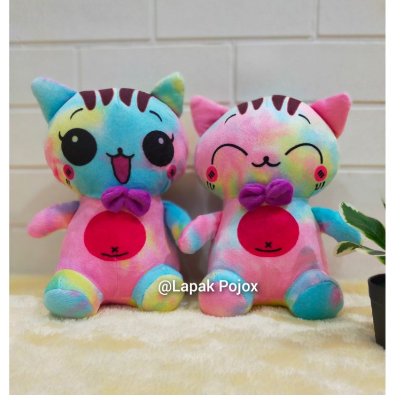 Boneka Kucing Kawai Rainbow Lucu