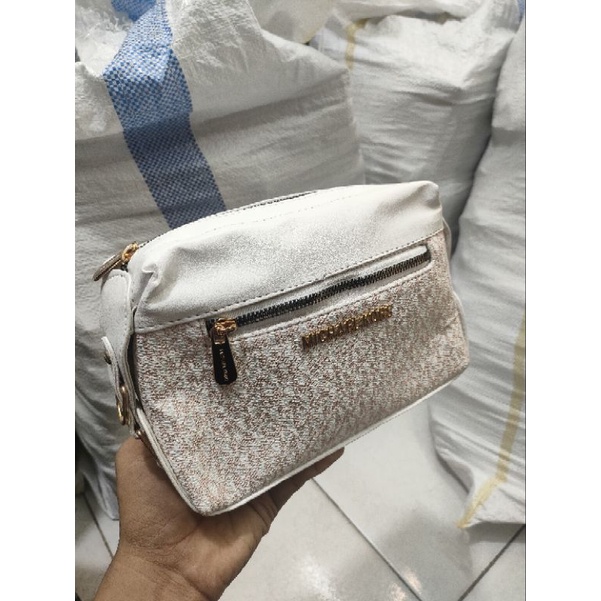 COD Tas Fashion Wanita Slempang 2 M Lkn Terbaru