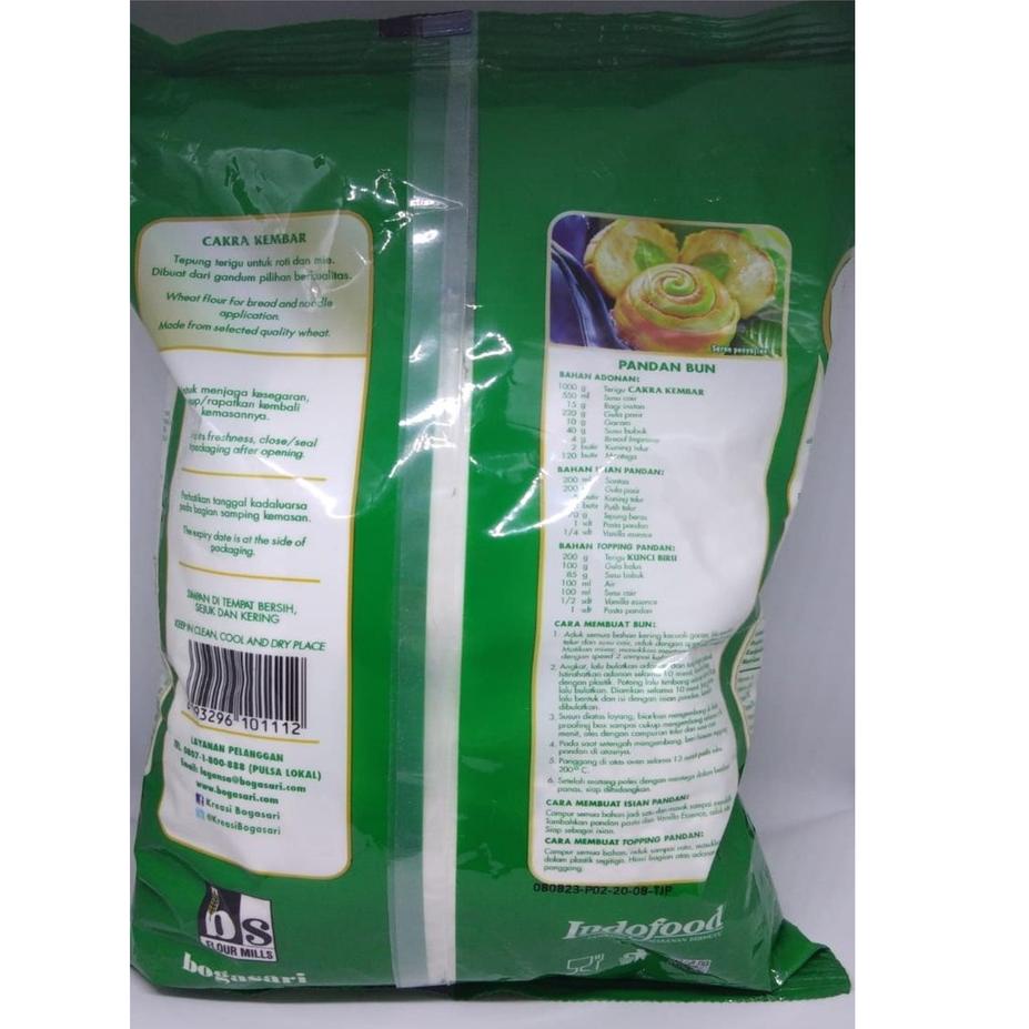 

Kodet0T4f--Tepung Terigu Cakra kembar Bogasari 1 KG
