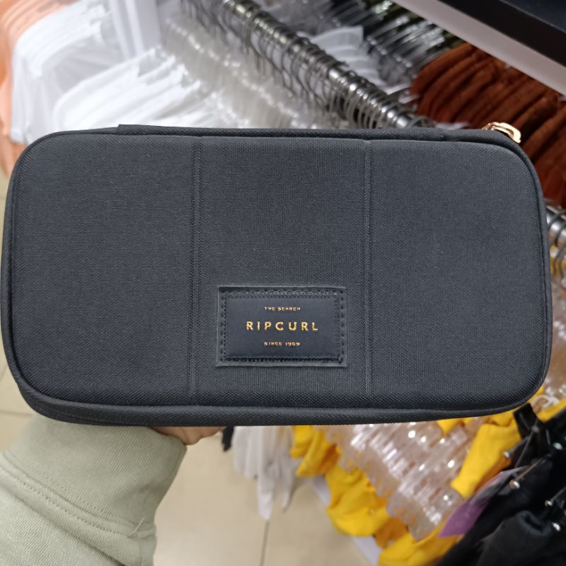 Dompet Ripcurl Travle wallet rose black
