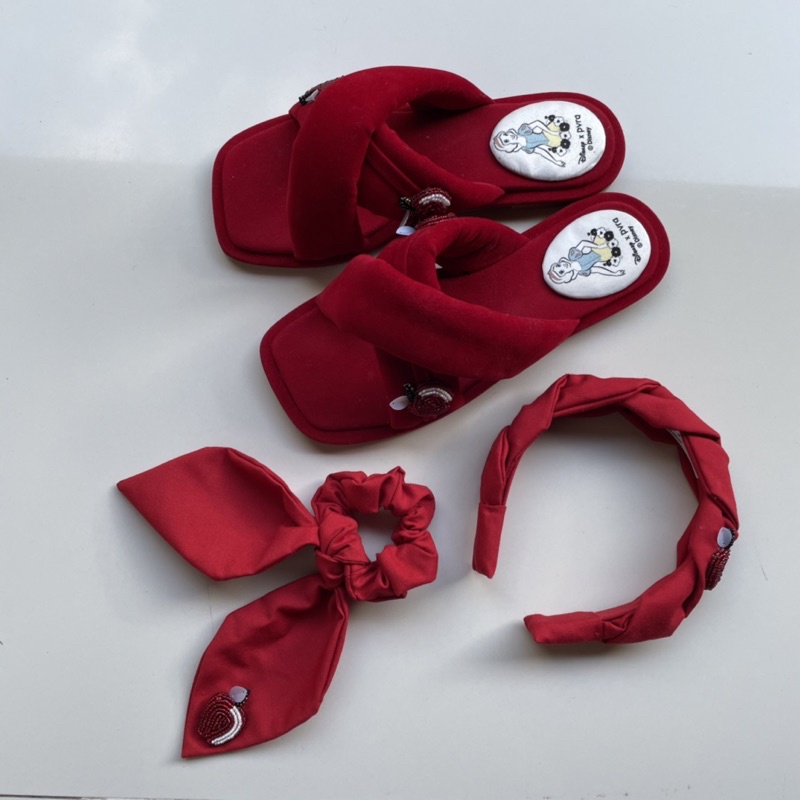 PVRA Cavva Sandal x Disney Snow White size 39