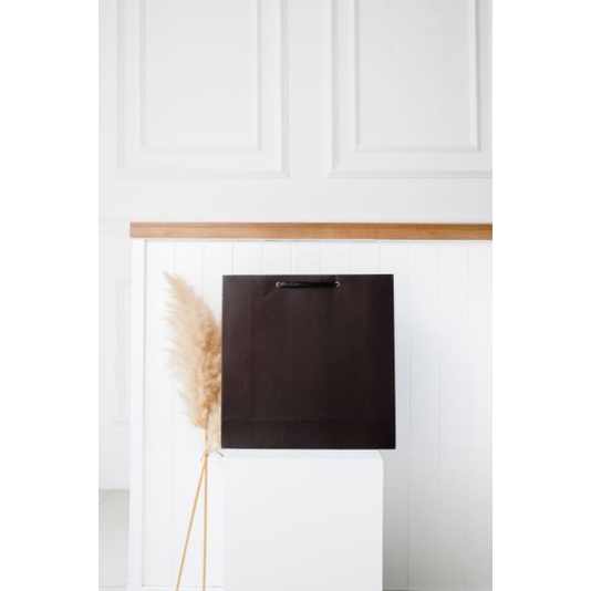 

Paperbag Premium uk P35xL12xT35cm - Coklat