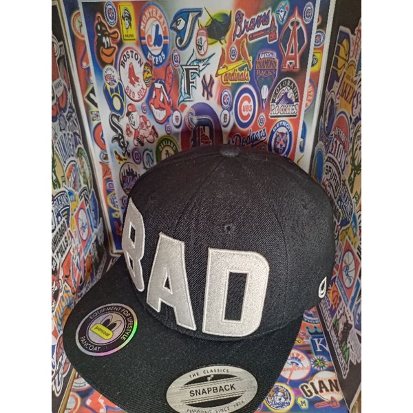 Topi Pancoat Bad Eyes