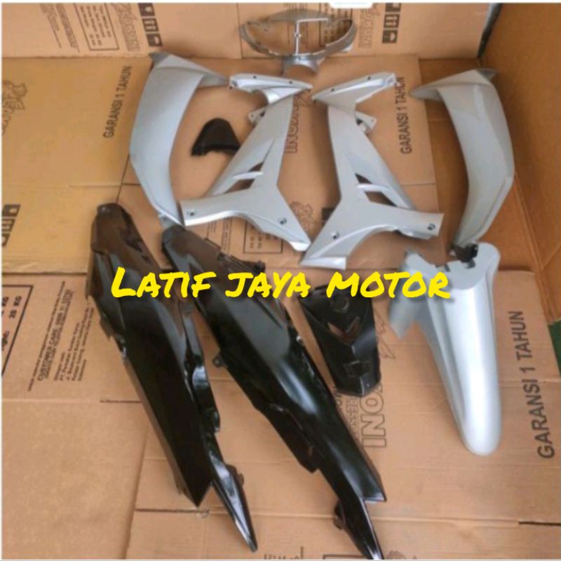 termurah cover body Vega R new silver hitam