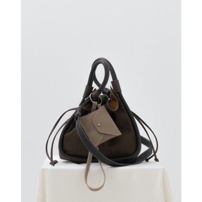 

[COD] JOSVLI - Bento Dark Espresso MURAH Kode 593