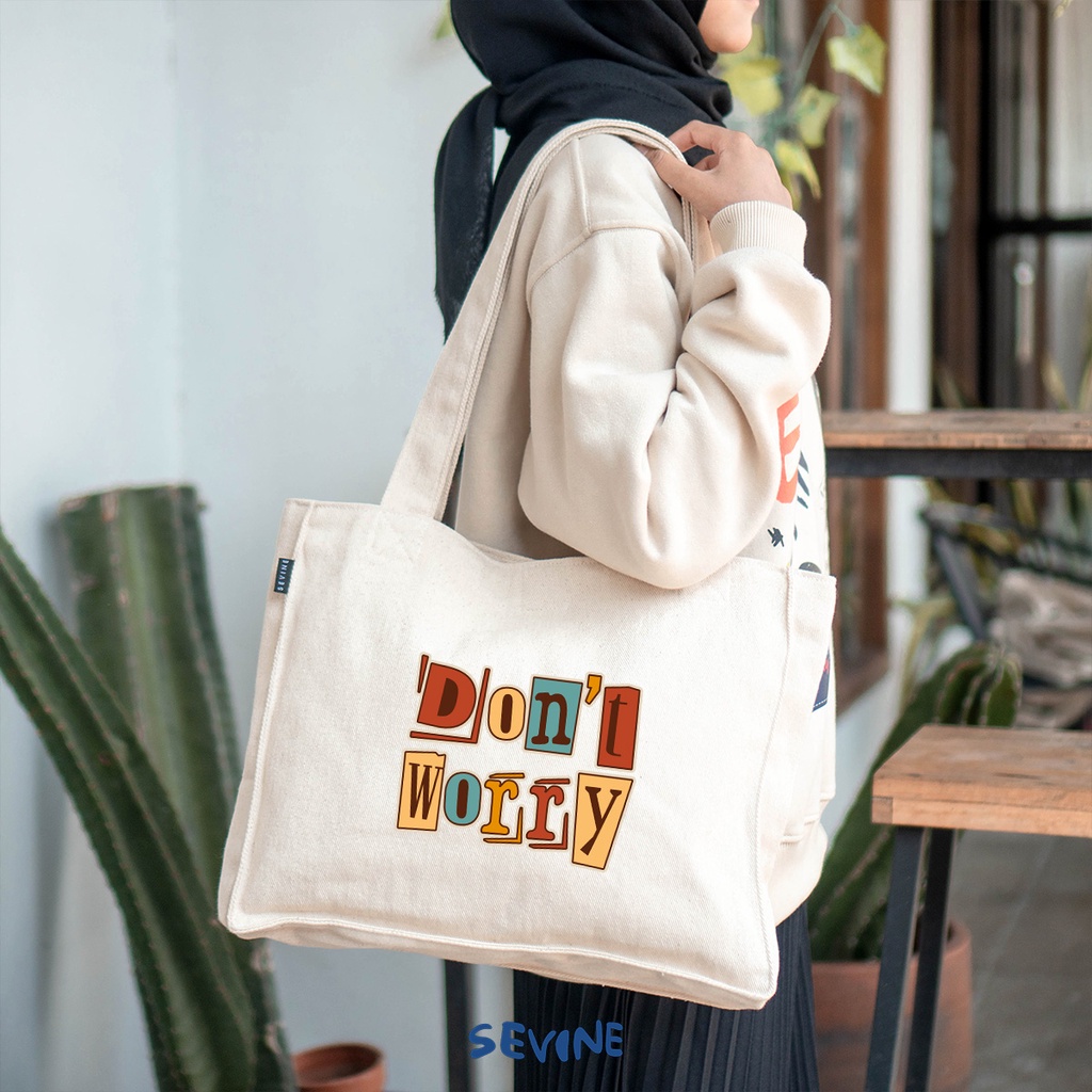 Sevine Totebag Kanvas Daisy Tas Wanita Tote Bag Dengan Kantong Laptop Kuliah Sekolah Kerja Quotes Aesthetic - KH