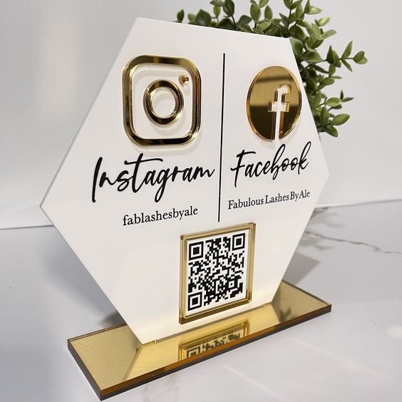 Social Media Sign Akrilik Mirror Plaque Plakat Nama Meja Kasir  Aesthetic standing