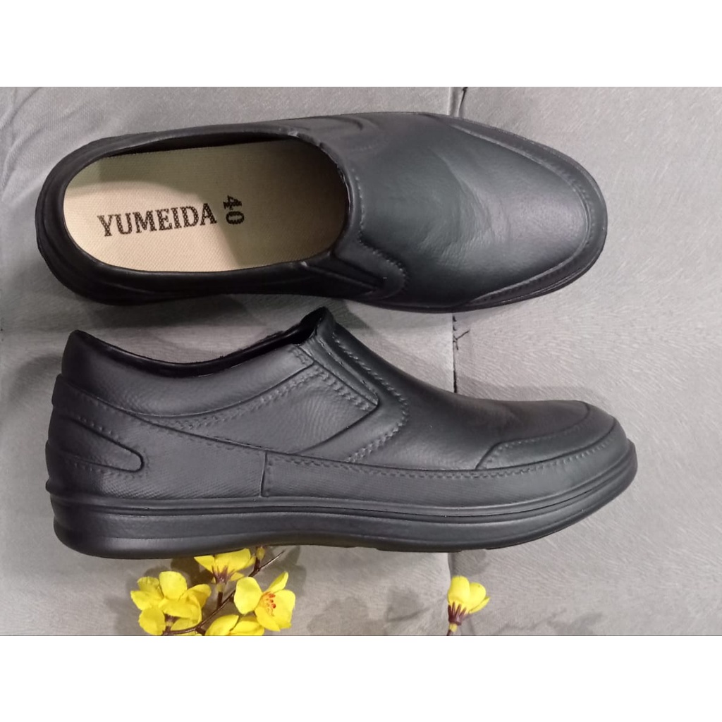 Sepatu yumeida #Sepatu karet #sepatu karyawan #sepatu karet hitam