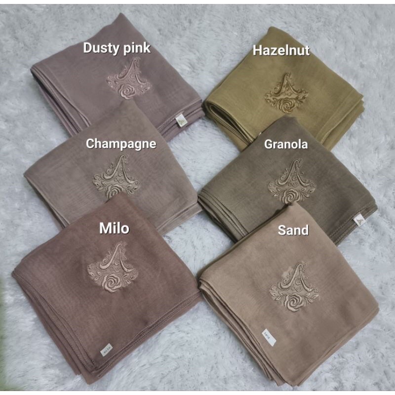 Ready Plain Scarvs (Paris) by Ayu Dyah Andari