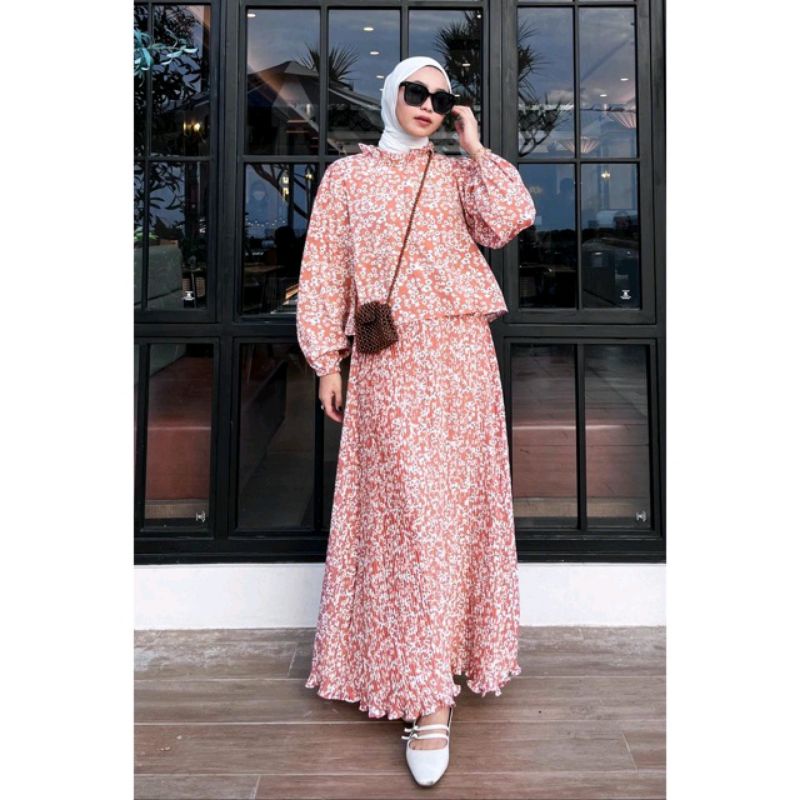 D'amora Nursing Wear Ayana Dress Gardenia PRELOVED