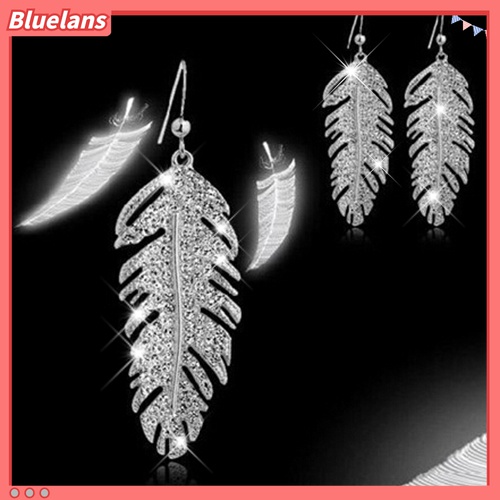 Anting Kait Gantung Wanita Bahan Alloy Desain Bulu Hias Berlian Imitasi Gaya Retroboho Untuk Pesta