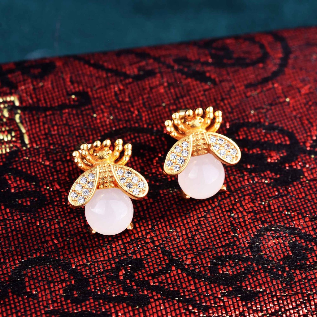 Anting Emas Asli Kadar 375 Goldkingdom Anting Fashion 24K Anting Bangkok Ready Anting Lebah Kecil Imitasi Alami Hetian Anting Giok Perempuan Musim Panas Niche Berlapis Metode Kuno Anting Emas Asli Kadar 375 Gadis Manis Anting Burung Hantu