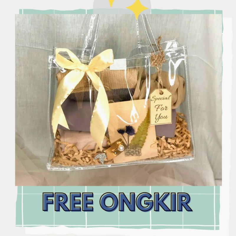 

Tas Mika Pvc Hampers Uk P32 x L10 x T30 souvenir kado terbaru