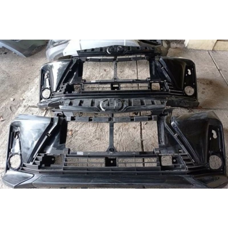 Bemper Avanza Veloz 2020 depan original