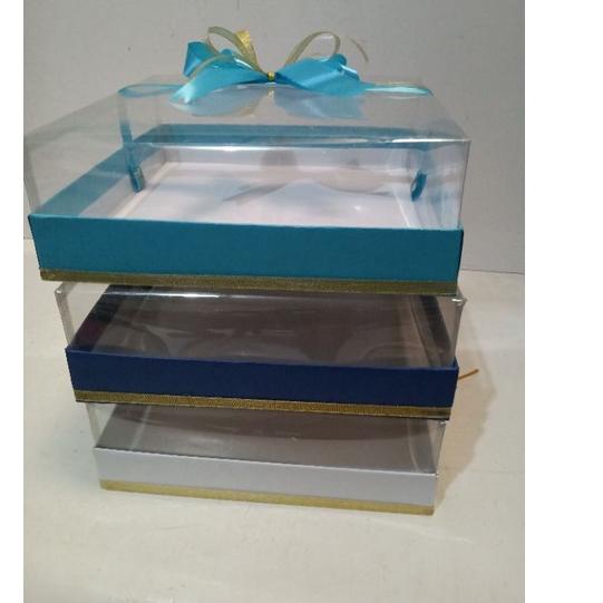 

Big Sale - box hantaran kue/jajan ukuran 20*20*4 tinggi mika 8cm dg pita hias satin ✓